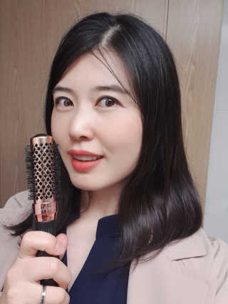 아이캔디 레인보우 뿌리볼륨 핫컬링 브러쉬 — 5점을 준 리뷰어가 2020년 10월 올린 사용 사진