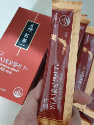 로그네이처 로그 인 홍삼젤리 7+ — 5점을 준 리뷰어가 2020년 5월 올린 사용 사진