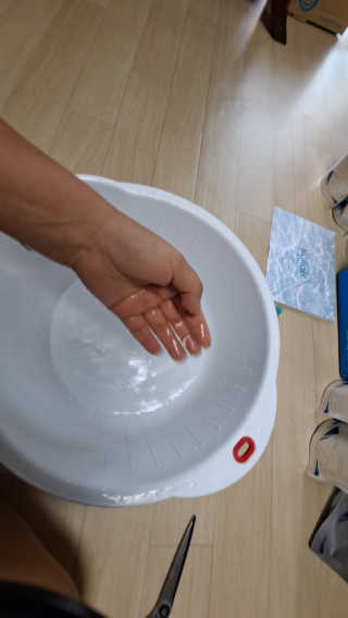 [설랩] 클렌징워터 세안수 500ml x 6팩 — 4.5점을 준 리뷰어가 2020년 8월 올린 사용 사진