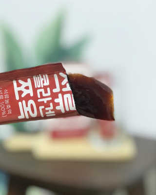 조은약초 석류콜라겐 석류즙 석류쪼옥 젤리 스틱 15포 x 20g — 4.5점을 준 리뷰어가 2020년 7월 올린 사용 사진