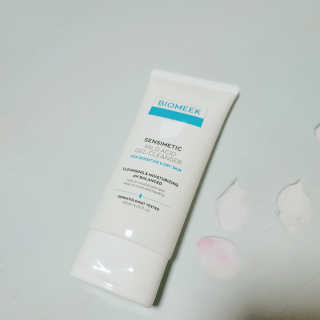 바이오믹 BIOMEEK SENSIMETIC MILD ACID CLEANSER — 5점을 준 리뷰어가 2020년 8월 올린 사용 사진