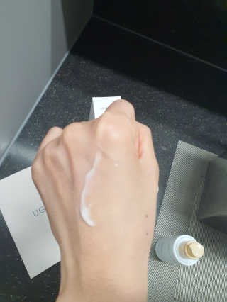 어글리프루프 세럼 스탑디어글리 딥 컨템플레이션 30ml — 5점을 준 리뷰어가 2020년 11월 올린 사용 사진