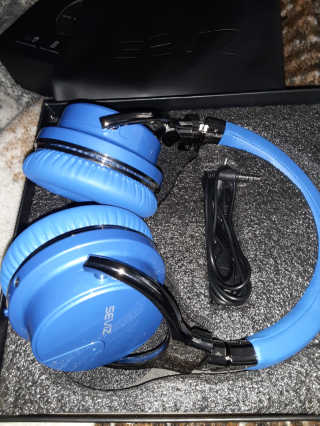 SEVIZ Bluetooth Headphones 10 3color — 5점을 준 리뷰어가 2020년 7월 올린 사용 사진