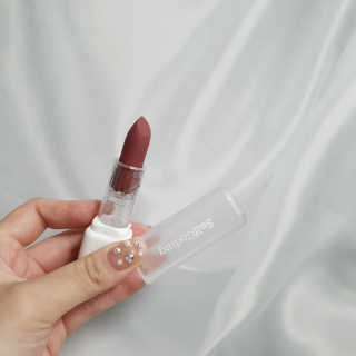 셀프코딩 코드 레드 소프트 립스틱 — 5점을 준 리뷰어가 2020년 7월 올린 사용 사진