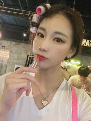 셀프코딩 코드 레드 소프트 립스틱 — 5점을 준 리뷰어가 2020년 7월 올린 사용 사진