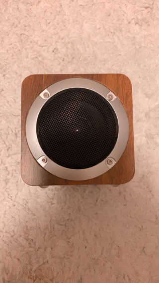 SEVIZ MINI10W 레트로 블루투스 스피커 — 4점을 준 리뷰어가 2020년 9월 올린 사용 사진