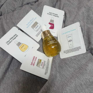 미구하라 프리미엄 울트라 화이트닝 퍼펙트 앰플 오리진  20ml — 5점을 준 리뷰어가 2020년 4월 올린 사용 사진