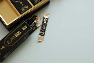 헬스업_천명진프리미엄홍삼스틱_10ml x 30포 — 3점을 준 리뷰어가 2020년 7월 올린 사용 사진