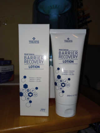트리티스 [TREATIS] Barrier Recovery Lotion 200ml — 4.5점을 준 리뷰어가 2020년 11월 올린 사용 사진