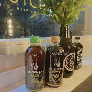 칸타타 콘트베이스 칸타타 콘트라베이스 TEA 보리/그린티 500ml — 4점을 준 리뷰어가 2020년 7월 올린 사용 사진