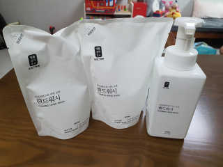 [생활공작소]핸드워시 용기 500ml 1개+리필 400ml 2개 — 5점을 준 리뷰어가 2020년 8월 올린 사용 사진
