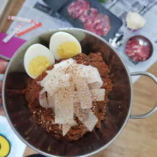 [해주냉면] 신천맛집 매운 비빔냉면 2인분 + 무절임 — 2점을 준 리뷰어가 2020년 5월 올린 사용 사진