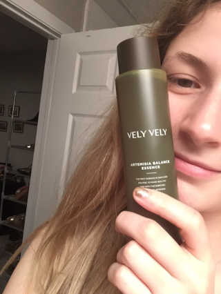 VELY VELY Artemisia Balance Essence — 5점을 준 리뷰어가 2020년 7월 올린 사용 사진