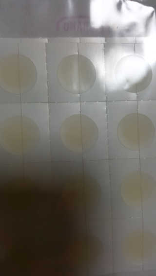 엘라밴드 하이드로 도트 스팟패치 12mm, 10mm — 5점을 준 리뷰어가 2020년 8월 올린 사용 사진