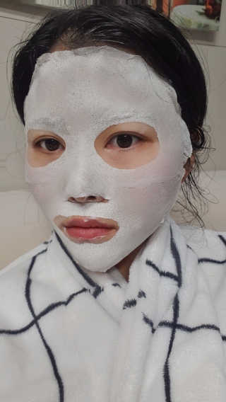 아이디플라코스메틱 페이스핏 플라스터 마스크 _ 리뉴얼 — 4점을 준 리뷰어가 2020년 11월 올린 사용 사진