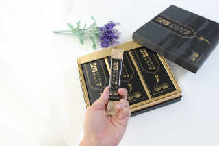 헬스업_천명진프리미엄홍삼스틱_10ml x 30포 — 5점을 준 리뷰어가 2020년 8월 올린 사용 사진