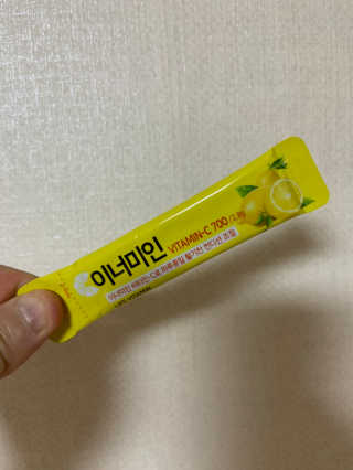 이너미인 VITAMIN-C 700 — 5점을 준 리뷰어가 2020년 8월 올린 사용 사진