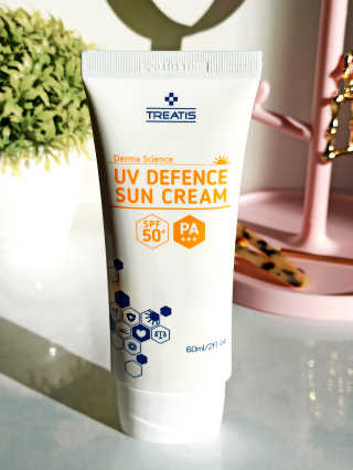 트리티스 US [TREATIS] UV Defence Sun Cream PA+++ / SPF50+ — 4.5점을 준 리뷰어가 2020년 10월 올린 사용 사진