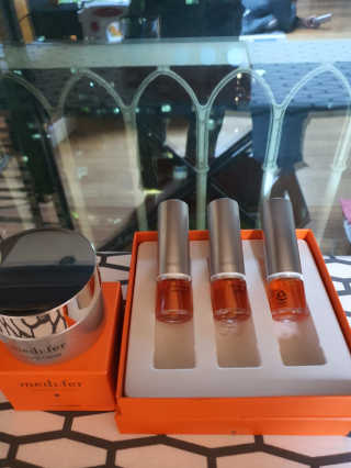 메디페르 [ 1+1 ] 루테인앰플세트 1개 + 루테인크림 50ml 1개 — 5점을 준 리뷰어가 2020년 11월 올린 사용 사진