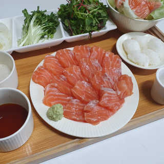 동원산업 항공직송 동원생연어_400g — 4점을 준 리뷰어가 2020년 4월 올린 사용 사진