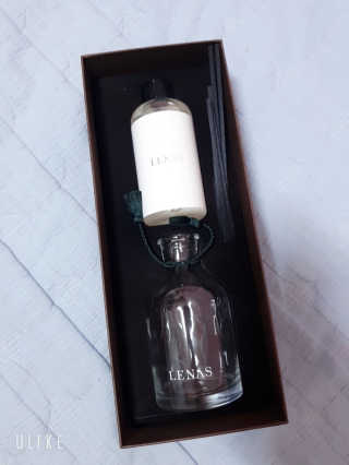 레나스 프리미엄 아로마 디퓨저 200ml  [1SET] — 5점을 준 리뷰어가 2020년 6월 올린 사용 사진