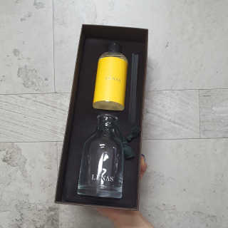 레나스 프리미엄 아로마 디퓨저 200ml  [1SET] — 5점을 준 리뷰어가 2020년 8월 올린 사용 사진
