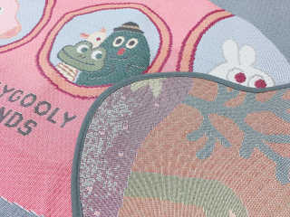 베누지오 굴리굴리 워셔블 자카드 놀이매트 소형 — 5점을 준 리뷰어가 2020년 5월 올린 사용 사진