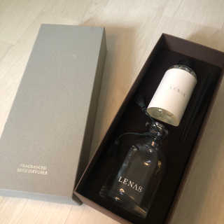 레나스 프리미엄 아로마 디퓨저 200ml  [1SET] — 5점을 준 리뷰어가 2020년 8월 올린 사용 사진