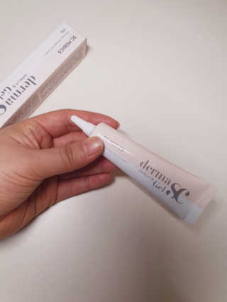 derma SC-Gel 더마에스씨 겔 20g — 5점을 준 리뷰어가 2020년 4월 올린 사용 사진