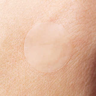 엘라밴드 하이드로 도트 스팟패치 12mm, 10mm — 4.5점을 준 리뷰어가 2020년 9월 올린 사용 사진