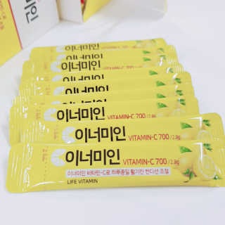 이너미인 VITAMIN-C 700 — 3점을 준 리뷰어가 2020년 8월 올린 사용 사진