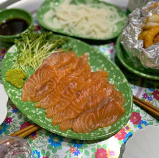 동원산업 항공직송 동원생연어_400g — 5점을 준 리뷰어가 2020년 4월 올린 사용 사진