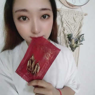 서울약사신협_프리미엄 6년근 홍삼진액_70mlx30포 — 4.5점을 준 리뷰어가 2020년 6월 올린 사용 사진