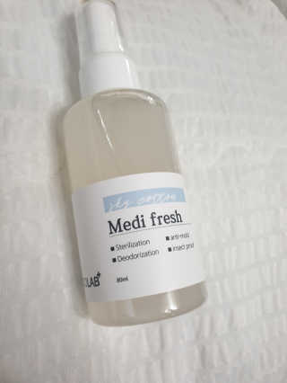순수연구소 메디프레쉬80ml 천연 향균 섬유 탈취제 — 5점을 준 리뷰어가 2020년 5월 올린 사용 사진