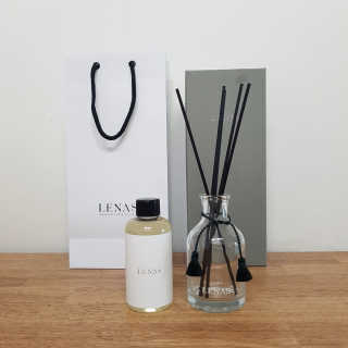 레나스 프리미엄 아로마 디퓨저 200ml  [1SET] — 3점을 준 리뷰어가 2020년 7월 올린 사용 사진