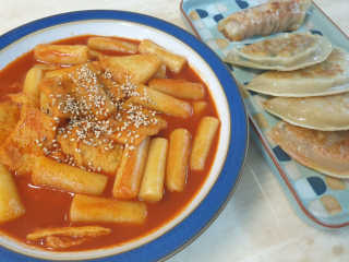 [심플리쿡]창화당떡볶이+모둠만두, 쫄면+굴림만두 SET — 5점을 준 리뷰어가 2020년 9월 올린 사용 사진