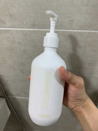 멈칫 향기좋은 약산성 샴푸, 단백질 퀵트리트먼트 택1 — 5점을 준 리뷰어가 2020년 6월 올린 사용 사진