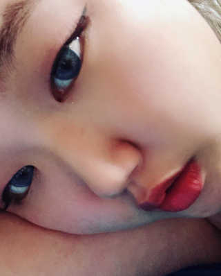 [블랙루즈] 에어 핏 벨벳틴트7 택1+랜덤1 — 4점을 준 리뷰어가 2020년 11월 올린 사용 사진
