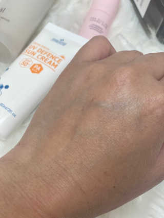 트리티스 US [TREATIS] UV Defence Sun Cream PA+++ / SPF50+ — 5점을 준 리뷰어가 2020년 10월 올린 사용 사진
