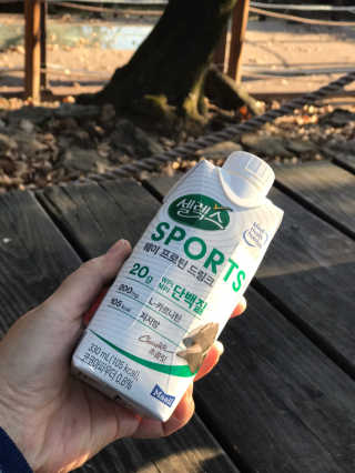 셀렉스스포츠 셀렉스 스포츠 드링크 초콜릿 _ 330ml x 12팩 — 5점을 준 리뷰어가 2020년 10월 올린 사용 사진