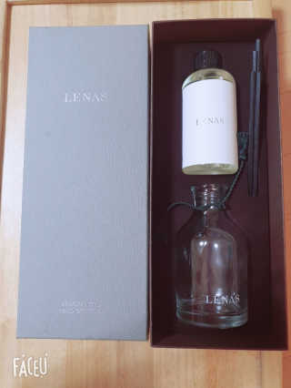 레나스 프리미엄 아로마 디퓨저 200ml  [1SET] — 5점을 준 리뷰어가 2020년 9월 올린 사용 사진