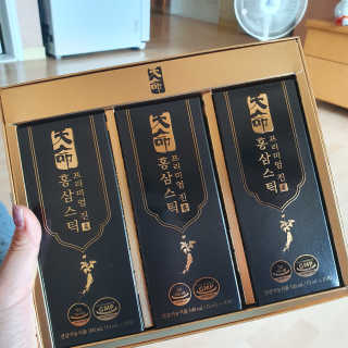 헬스업_천명진프리미엄홍삼스틱_10ml x 30포 — 5점을 준 리뷰어가 2020년 7월 올린 사용 사진