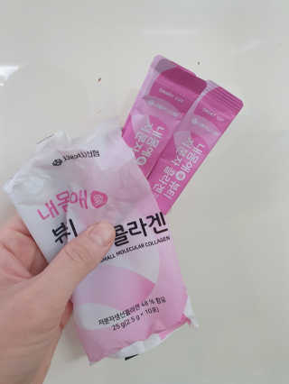 서울약사신협_내몸애뷰티저분자콜라겐_2.5g 50포 — 5점을 준 리뷰어가 2020년 5월 올린 사용 사진