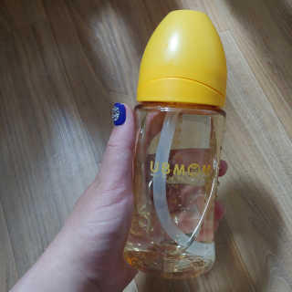 유비맘 PPSU 젖병 노꼭지_200ml_컬러 랜덤 발송 — 5점을 준 리뷰어가 2020년 10월 올린 사용 사진