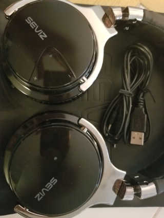 SEVIZ Bluetooth Headphones 10 3color — 5점을 준 리뷰어가 2020년 7월 올린 사용 사진