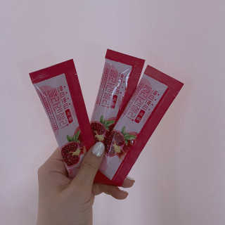 헬스업_쁘띠쁘띠석류콜라겐젤리_20g x 14포 — 5점을 준 리뷰어가 2020년 8월 올린 사용 사진