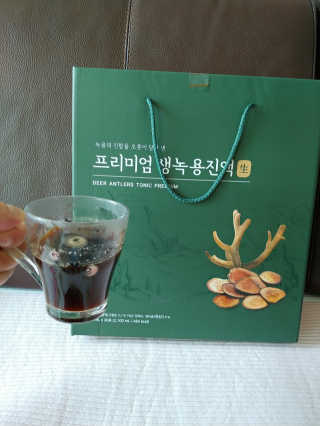 서울약사신협 약사신협_생녹용 진액_70ml x 30포 — 5점을 준 리뷰어가 2020년 9월 올린 사용 사진