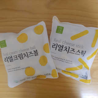 가치식탁 리얼치즈스틱, 리얼크림치즈볼 — 4점을 준 리뷰어가 2020년 10월 올린 사용 사진