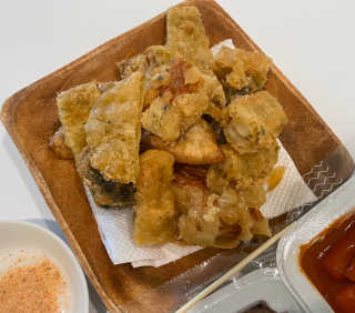 죠스떡볶이 [죠스푸드] 짜빠떡볶이+떡또그+범벅만두 신메뉴 3종 — 1점을 준 리뷰어가 2020년 4월 올린 사용 사진
