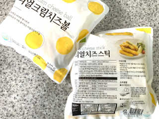 가치식탁 리얼치즈스틱, 리얼크림치즈볼 — 5점을 준 리뷰어가 2020년 6월 올린 사용 사진